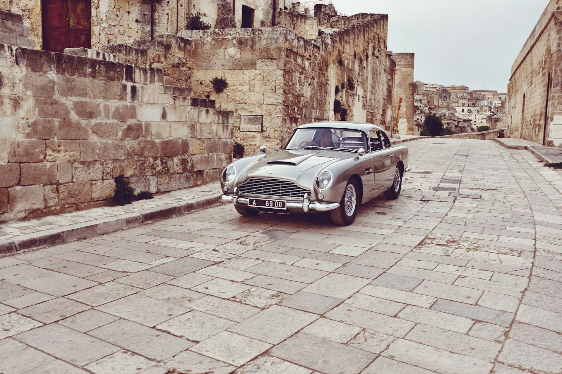 Mit dem Cabrio zu den schönsten Filmkulissen in Europa