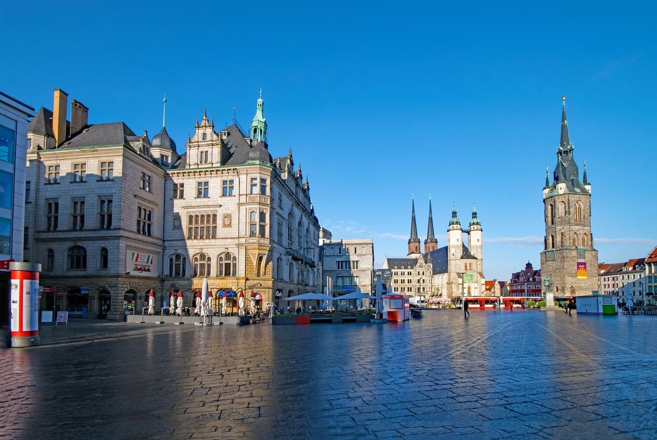 Halle (Saale)