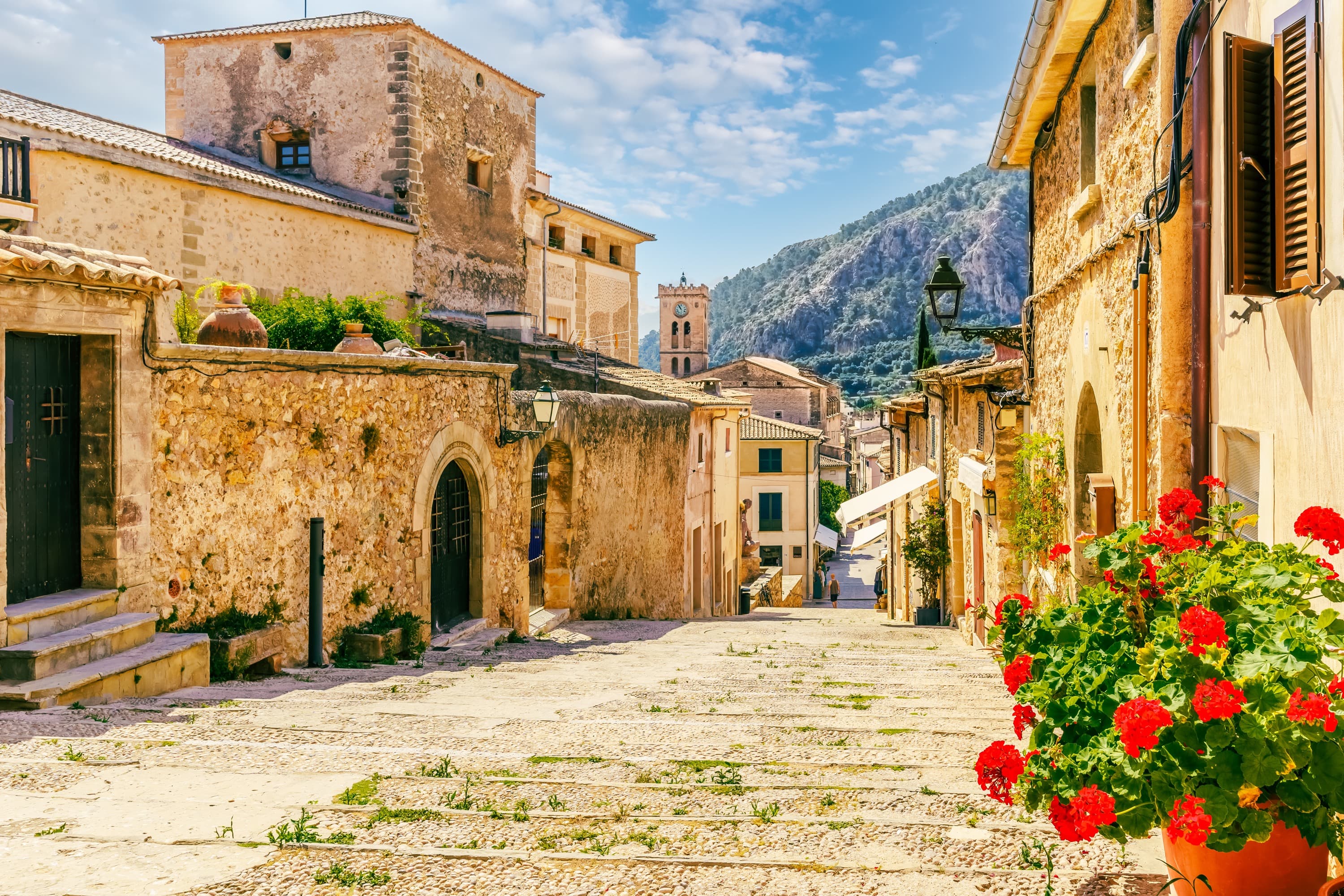 Convertible tours in Spain
