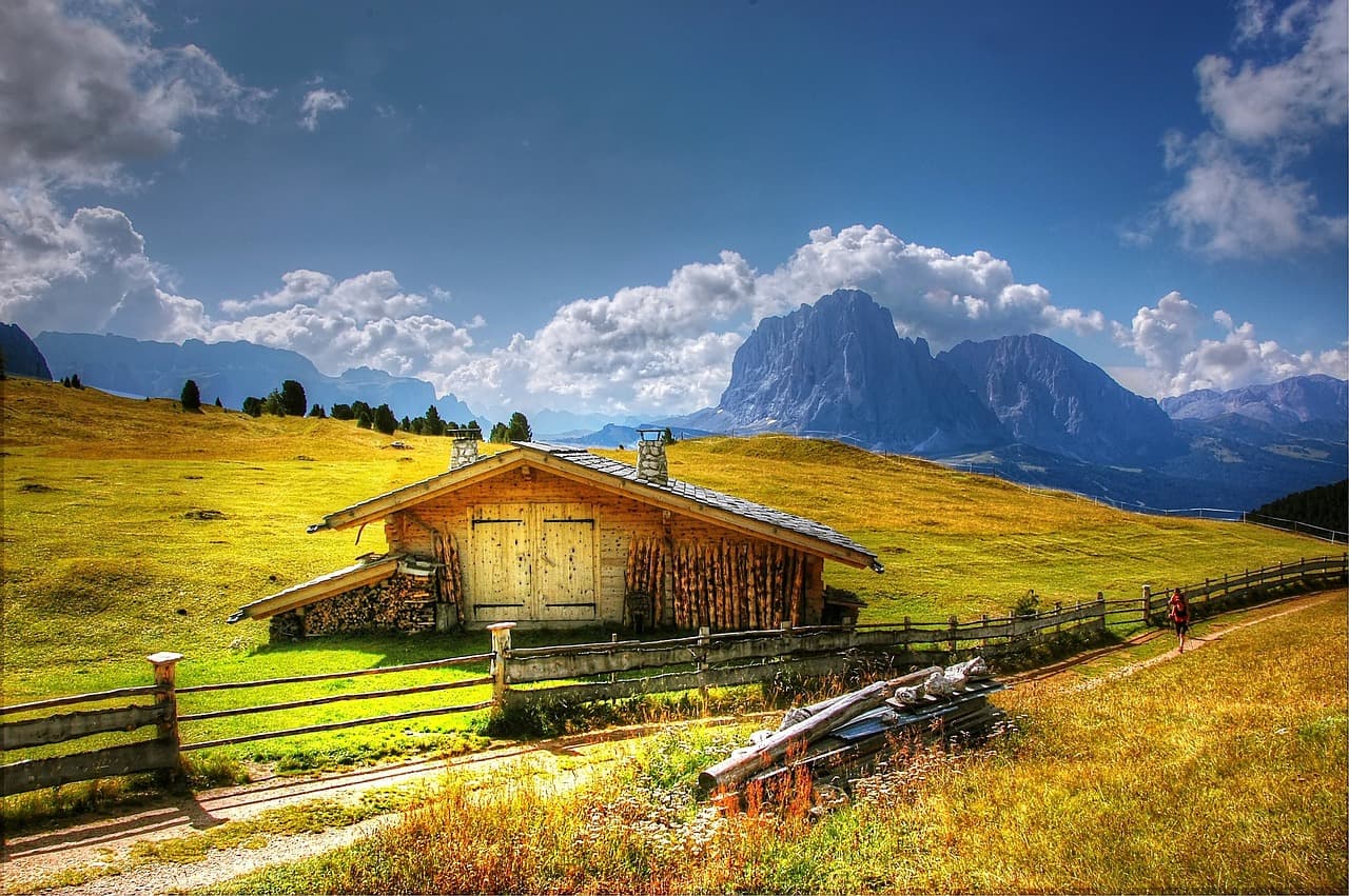 Von Bozen zur Seiser Alm und zum Karerpass