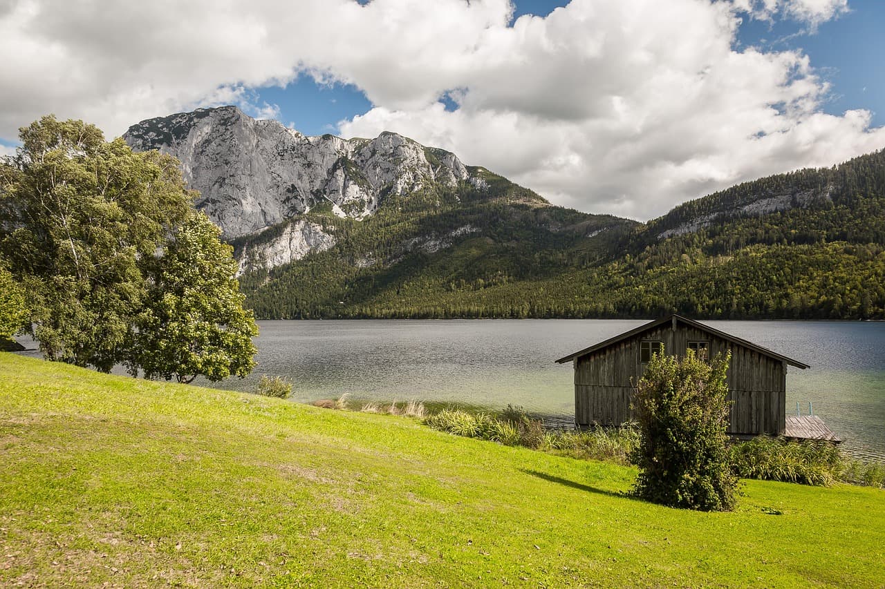 Open through Styria