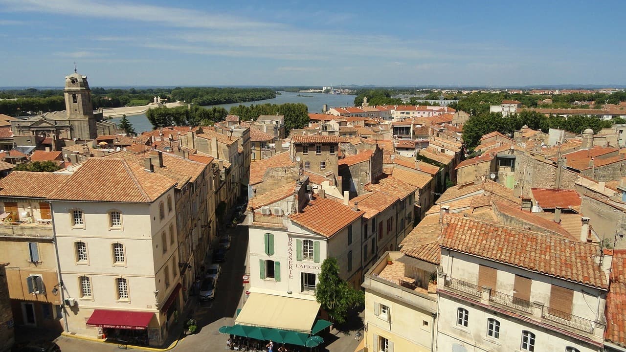 Arles