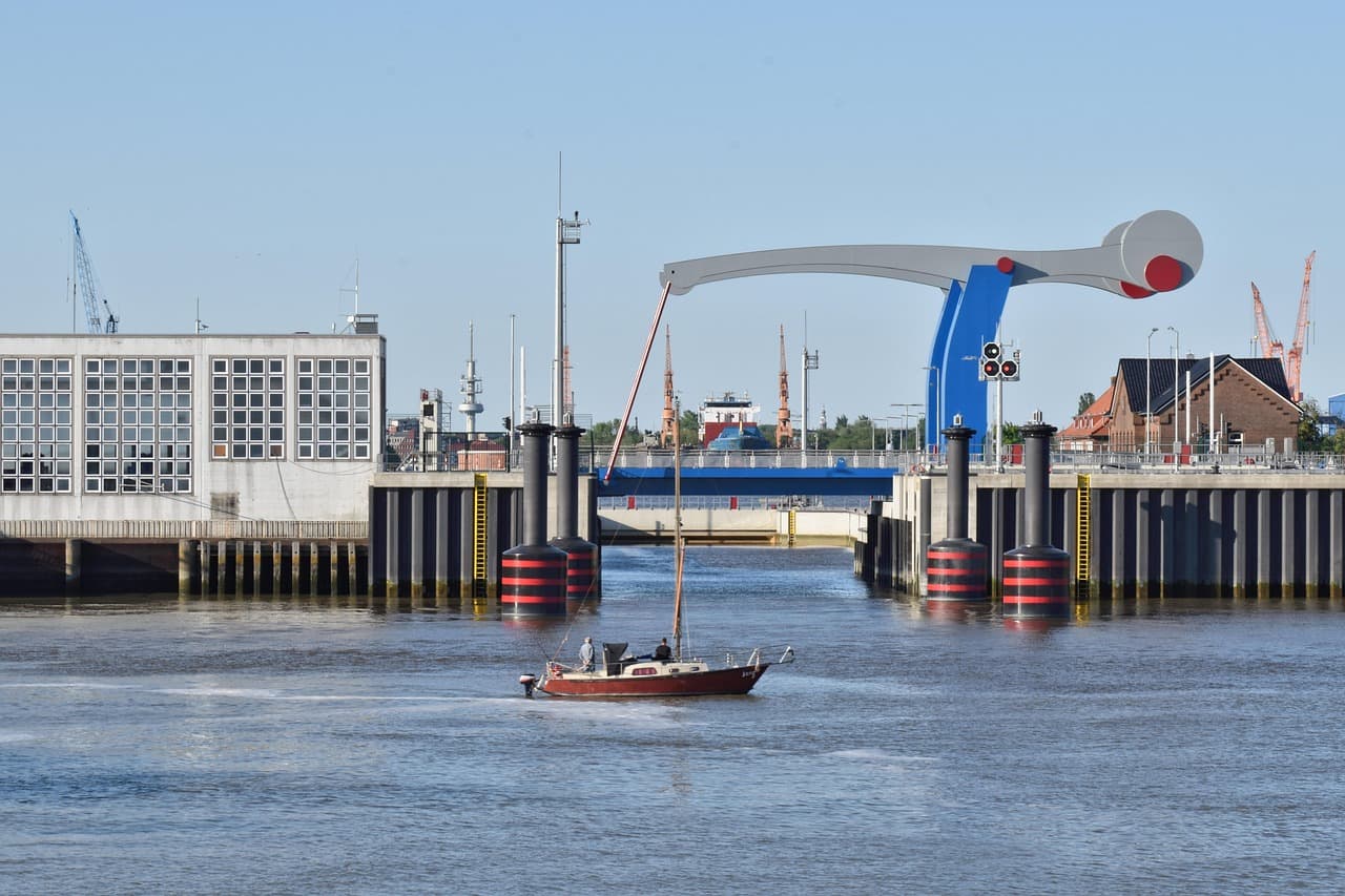 Historischer Hafen von Emden