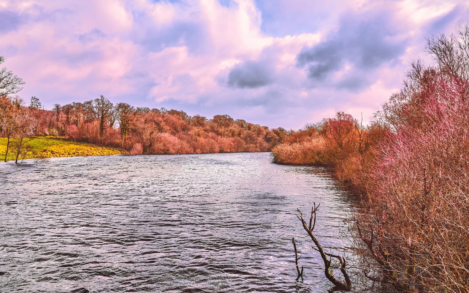 Entlang der Fermanagh Lakelands Route
