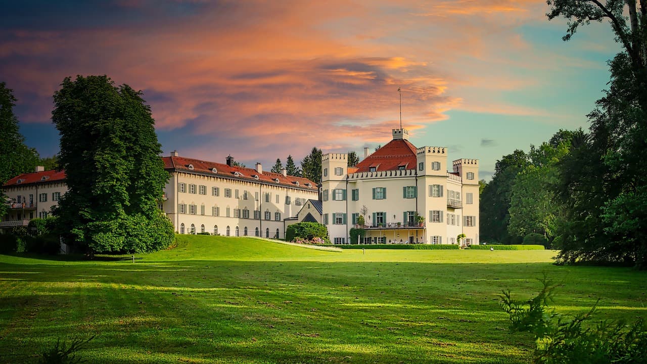 Schloss Possenhofen